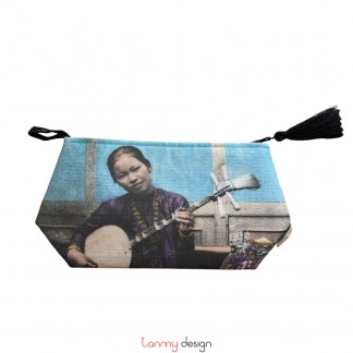 Travel pouch - woman and traditional instruments S
